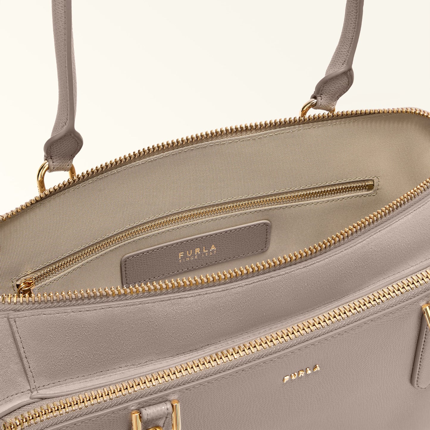 Furla Giulia M Boston Bag