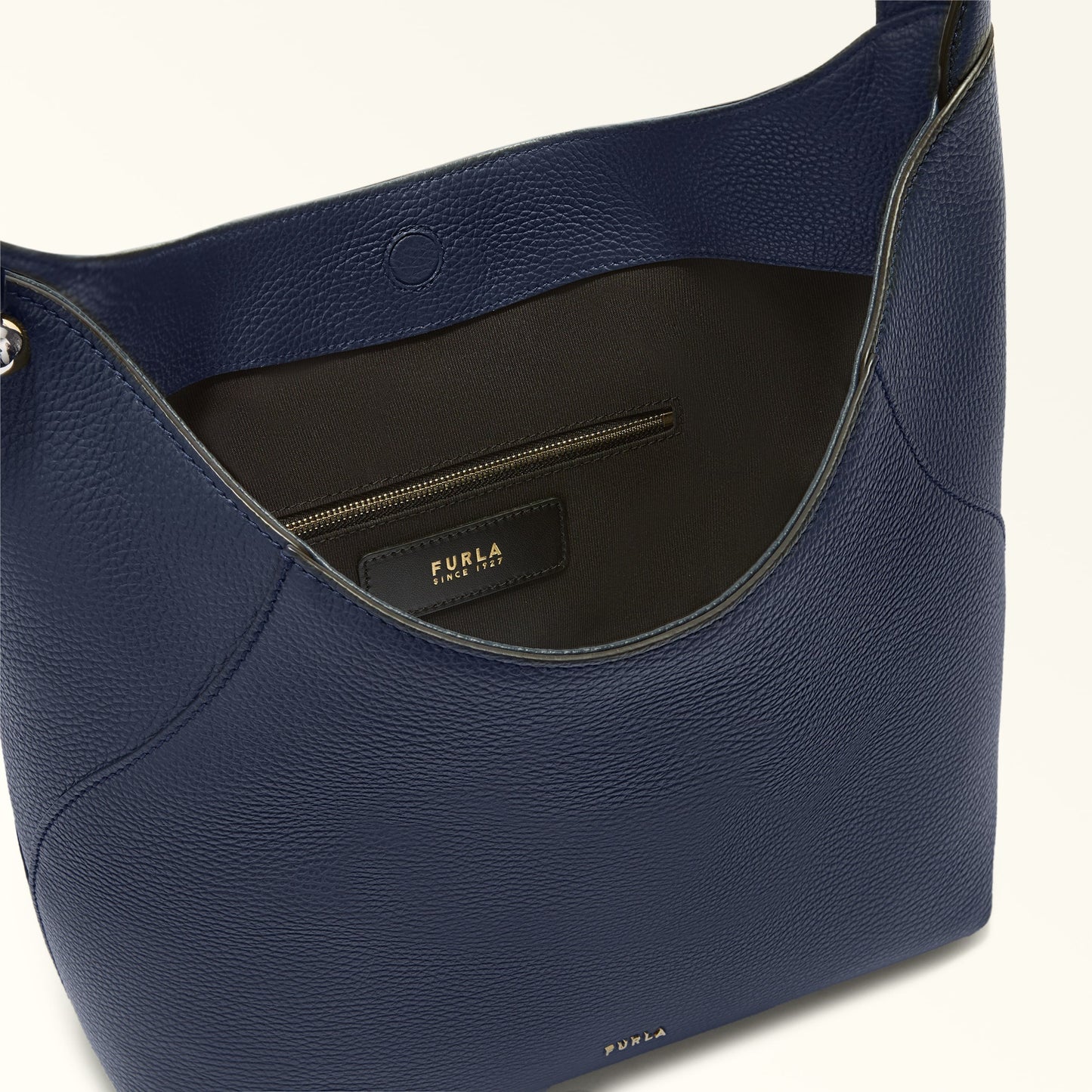 Furla Lara M Hobo